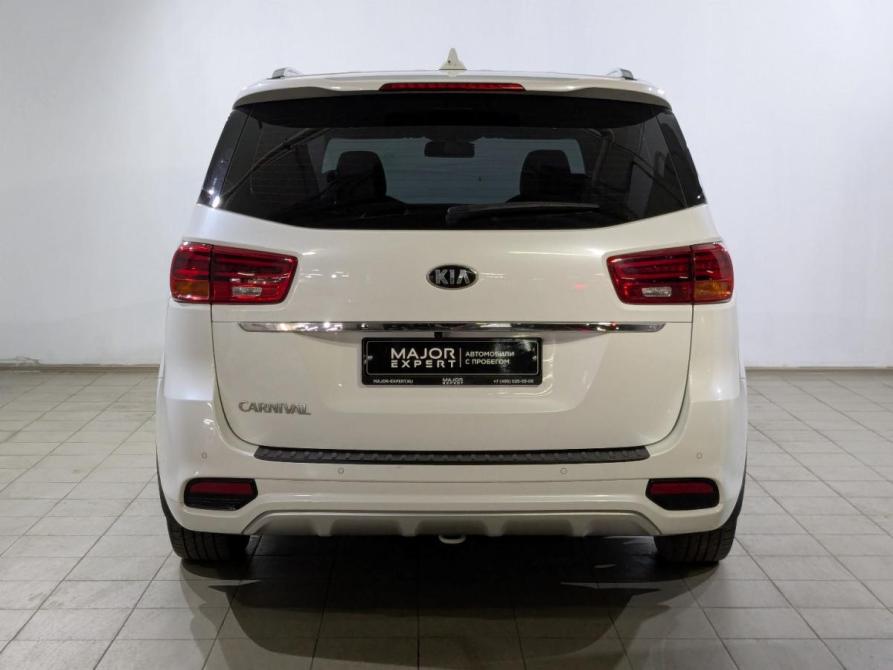 Kia Carnival III Москва  - изображение 16