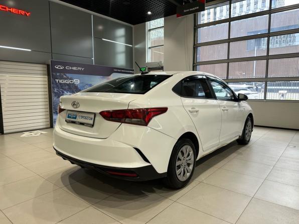 Hyundai Solaris II Рестайлинг с пробегом 2020 года, цена 898 700 рублей, 341485 км, седан, Автокод Объявления