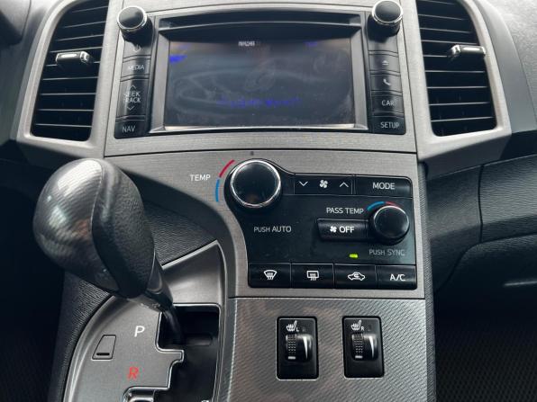 Toyota Venza I Рестайлинг с пробегом 2013 года, цена 2 075 000 рублей, 243661 км, внедорожник, Автокод Объявления