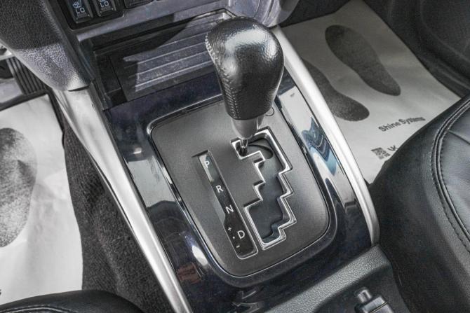 Mitsubishi L200 V с пробегом 2016 года, цена 1 999 000 рублей, 218000 км, offers.body_type.unknown, Автокод Объявления