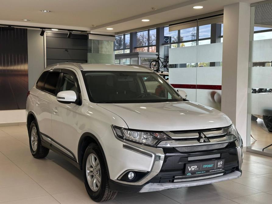 Mitsubishi Outlander III Рестайлинг 2 Тверь  - изображение 3