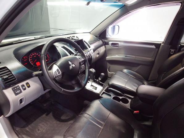 Mitsubishi Pajero Sport II с пробегом 2013 года, цена 1 380 000 рублей, 240210 км, внедорожник, Автокод Объявления