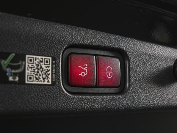Mercedes-Benz E-Класс VI (W214 S214) с пробегом 2024 года, цена 6 750 000 рублей, 12869 км, седан, Автокод Объявления