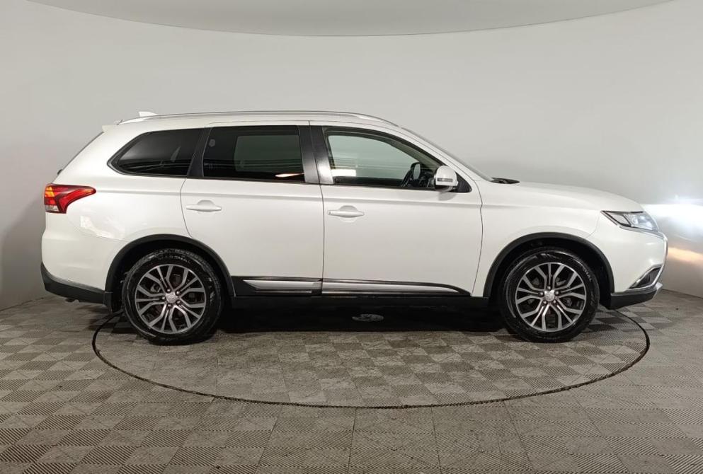 Mitsubishi Outlander III Рестайлинг 2 Волгоград  - изображение 8