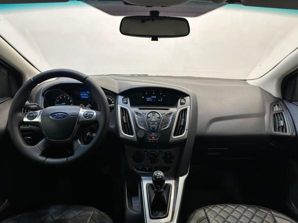 Ford Focus III с пробегом 2012 года, цена 750 000 рублей, 173705 км, универсал, Автокод Объявления