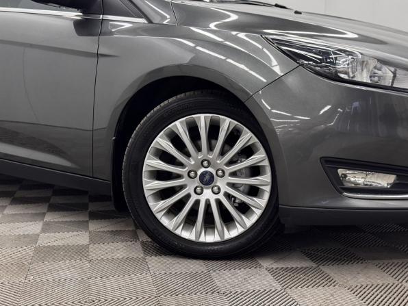 Ford Focus III Рестайлинг с пробегом 2019 года, цена 1 349 000 рублей, 148071 км, универсал, Автокод Объявления