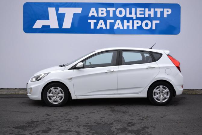 Hyundai Solaris I с пробегом 2011 года, цена 820 000 рублей, 142364 км, хэтчбек, Автокод Объявления
