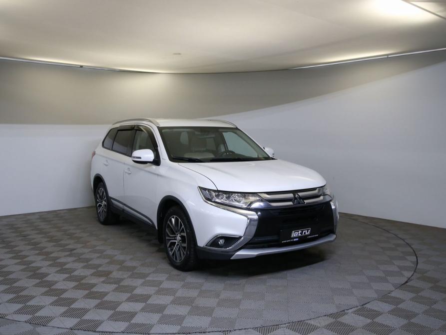 Mitsubishi Outlander III Рестайлинг 2 Санкт-Петербург  - изображение 3