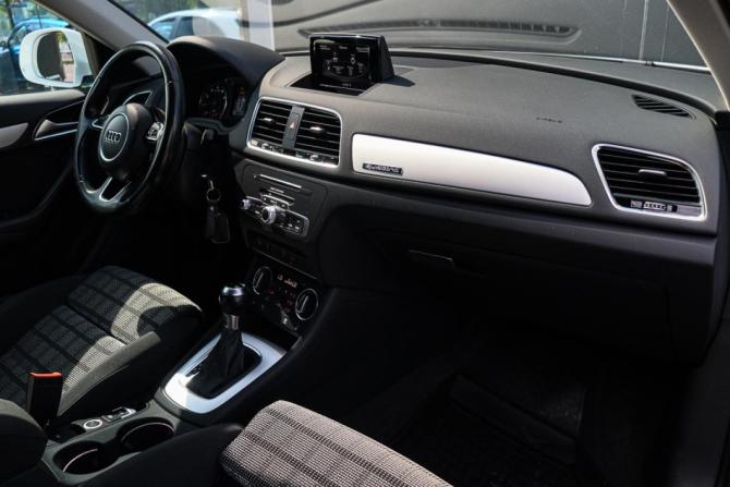 Audi Q3 I (8U) Рестайлинг с пробегом 2016 года, цена 2 250 000 рублей, 131653 км, внедорожник, Автокод Объявления