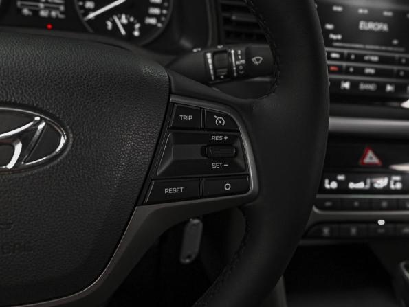 Hyundai Elantra VI (AD) с пробегом 2018 года, цена 1 497 000 рублей, 182197 км, седан, Автокод Объявления