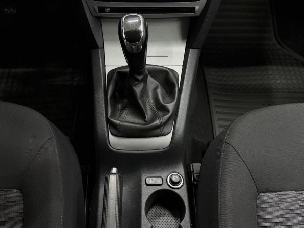 Skoda Octavia II (A5) Рестайлинг с пробегом 2012 года, цена 890 000 рублей, 201861 км, лифтбек, Автокод Объявления