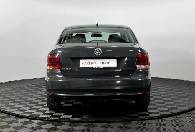 Volkswagen Polo V Рестайлинг с пробегом 2016 года, цена 1 070 000 рублей, 110095 км, седан, Автокод Объявления