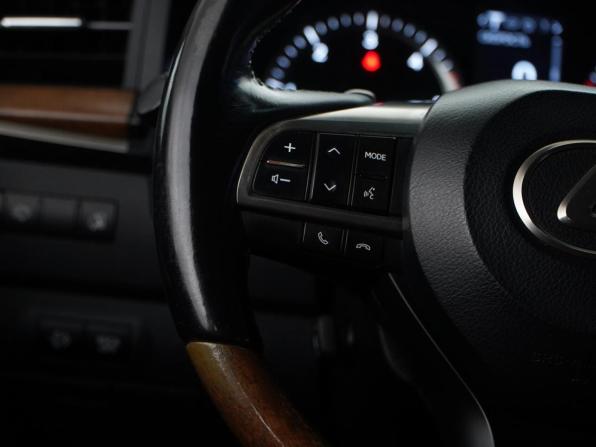 Lexus LX III Рестайлинг 2 с пробегом 2016 года, цена 4 999 077 рублей, 254107 км, внедорожник, Автокод Объявления