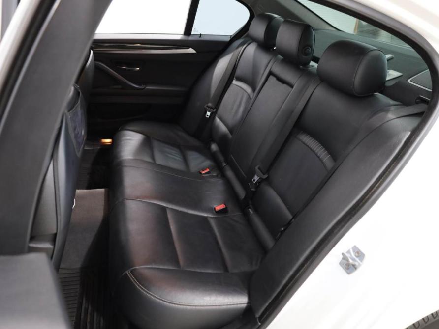 BMW 5 серии VI (F10/F11/F07) Рестайлинг Ростов-на-Дону  - изображение 9