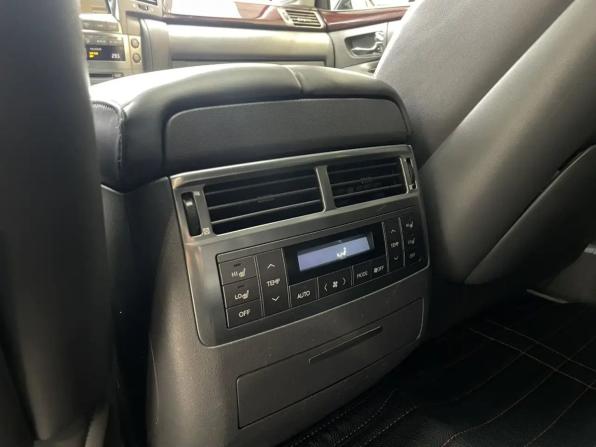 Lexus LX III с пробегом 2010 года, цена 3 150 000 рублей, 252380 км, внедорожник, Автокод Объявления