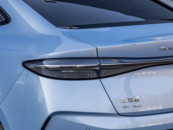 BYD Seal с пробегом 2023 года, цена 4 990 000 рублей, 171 км, седан, Автокод Объявления