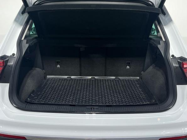 Volkswagen Tiguan II с пробегом 2017 года, цена 2 575 000 рублей, 118678 км, внедорожник, Автокод Объявления