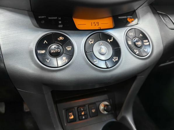Toyota RAV4 III (XA30) с пробегом 2006 года, цена 1 200 000 рублей, 159136 км, внедорожник, Автокод Объявления