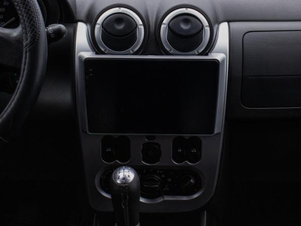 Renault Sandero I с пробегом 2013 года, цена 810 000 рублей, 61741 км, хэтчбек, Автокод Объявления