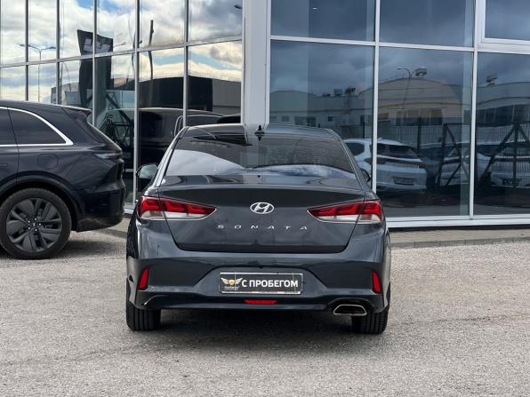 Hyundai Sonata VII (LF) Рестайлинг с пробегом 2018 года, цена 1 799 000 рублей, 122113 км, седан, Автокод Объявления