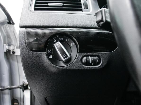 Volkswagen Jetta VI с пробегом 2012 года, цена 1 089 000 рублей, 105854 км, седан, Автокод Объявления