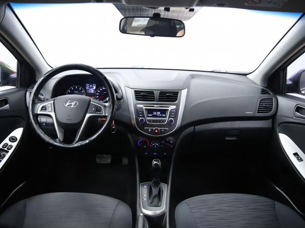 Hyundai Solaris I Рестайлинг с пробегом 2016 года, цена 970 000 рублей, 147432 км, седан, Автокод Объявления