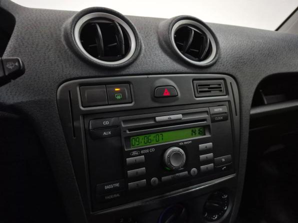 Ford Fusion I Рестайлинг с пробегом 2007 года, цена 360 000 рублей, 279198 км, хэтчбек, Автокод Объявления