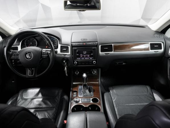 Volkswagen Touareg II Рестайлинг с пробегом 2015 года, цена 2 898 000 рублей, 129399 км, внедорожник, Автокод Объявления