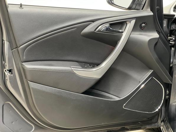Opel Astra J Рестайлинг с пробегом 2012 года, цена 799 000 рублей, 150000 км, универсал, Автокод Объявления