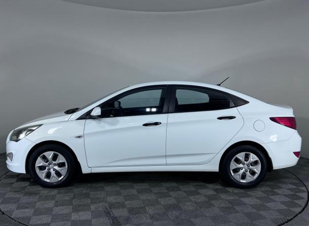 Hyundai Solaris I Рестайлинг с пробегом 2015 года, цена 950 000 рублей, 136500 км, седан, Автокод Объявления