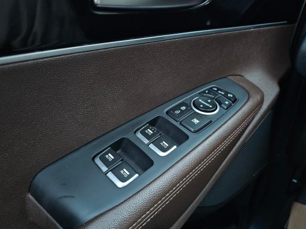 Kia Sorento III Prime Рестайлинг с пробегом 2018 года, цена 2 585 000 рублей, 153500 км, внедорожник, Автокод Объявления