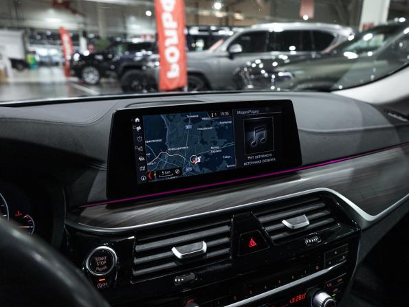 BMW 5 серии VII (G30/G31/G38) с пробегом 2018 года, цена 2 749 585 рублей, 116789 км, седан, Автокод Объявления