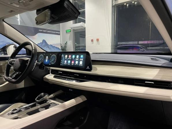 Chery Arrizo 8 с пробегом 2023 года, цена 2 329 000 рублей, 20700 км, седан, Автокод Объявления