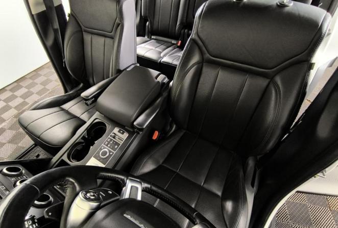 Land Rover Discovery V с пробегом 2018 года, цена 3 900 000 рублей, 66299 км, внедорожник, Автокод Объявления