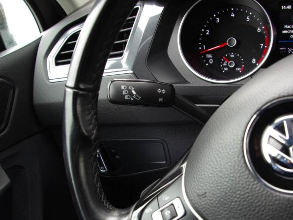 Volkswagen Tiguan II с пробегом 2018 года, цена 2 379 000 рублей, 93751 км, внедорожник, Автокод Объявления
