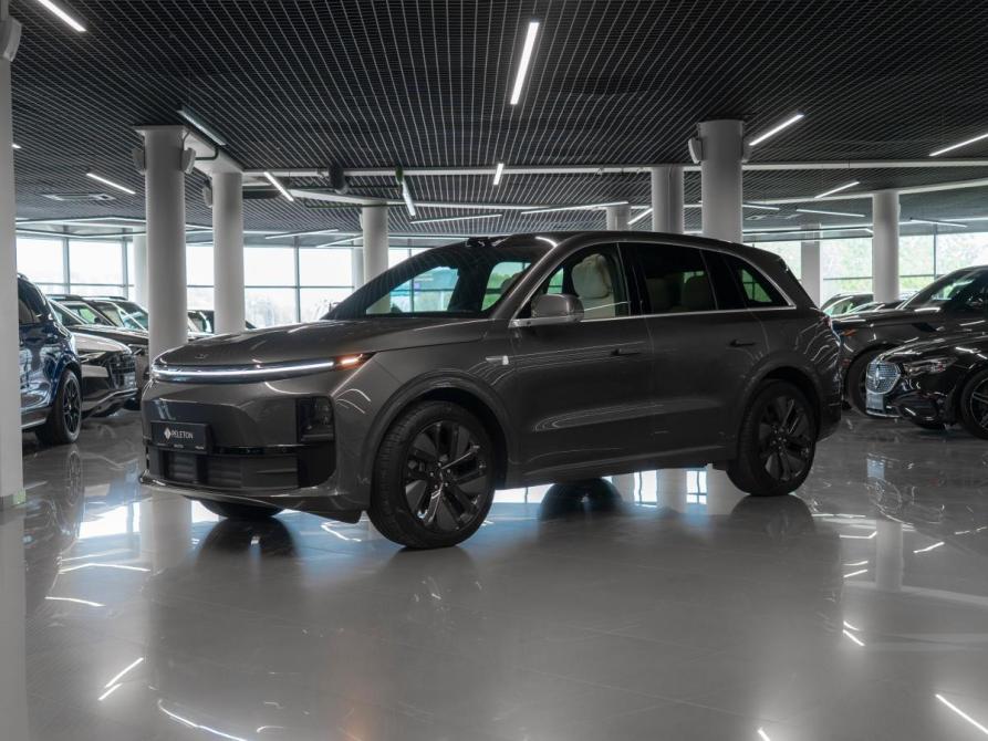 Li Auto (Lixiang) L6 Москва  - изображение 1