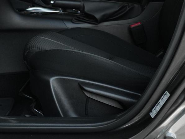 Mazda 3 III (BM) Рестайлинг с пробегом 2018 года, цена 1 659 000 рублей, 100800 км, хэтчбек, Автокод Объявления