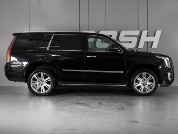 Cadillac Escalade IV с пробегом 2018 года, цена 6 340 000 рублей, 83870 км, внедорожник, Автокод Объявления