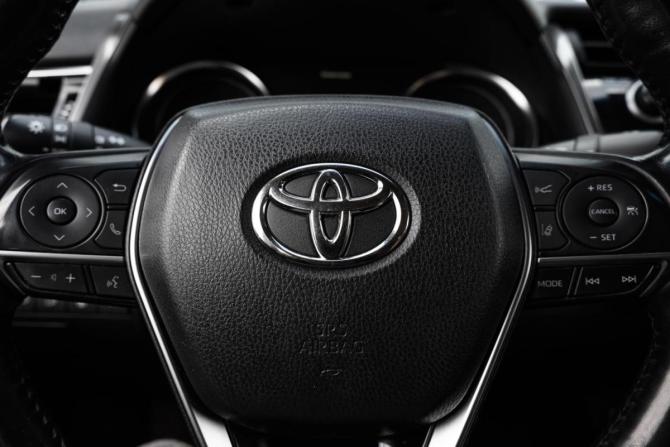 Toyota Camry VIII (XV70) с пробегом 2019 года, цена 2 835 000 рублей, 140525 км, седан, Автокод Объявления