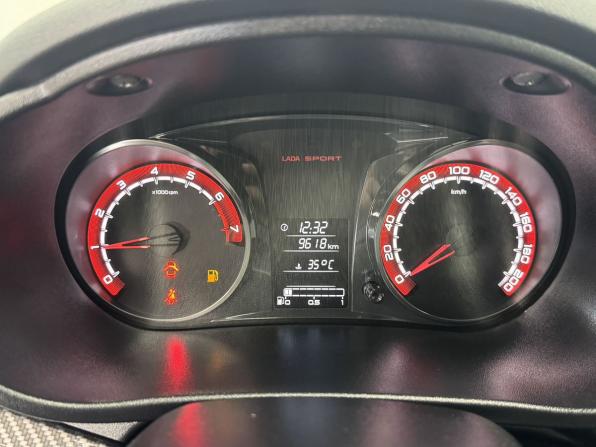 Lada (ВАЗ) Granta I Рестайлинг с пробегом 2025 года, цена 1 300 000 рублей, 9603 км, седан, Автокод Объявления