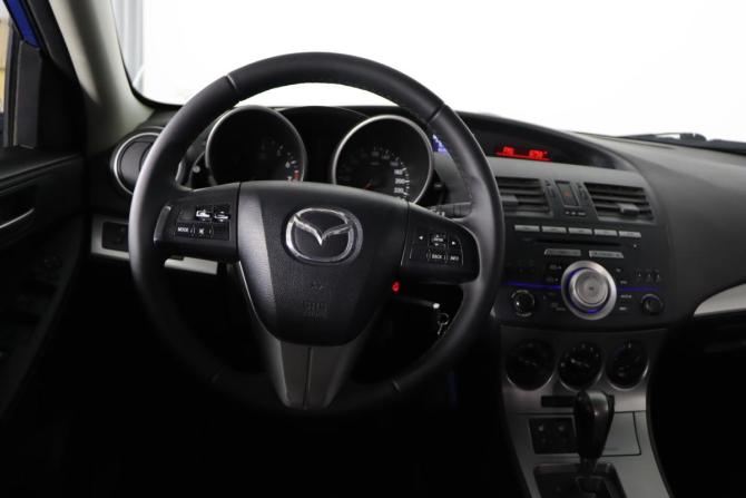 Mazda 3 II (BL) с пробегом 2010 года, цена 799 990 рублей, 218691 км, седан, Автокод Объявления