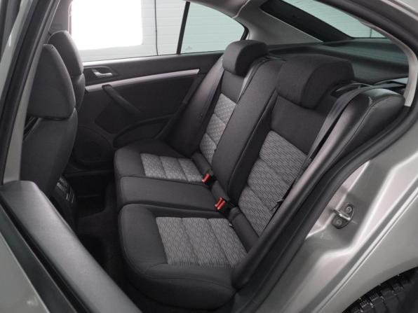 Skoda Octavia II (A5) Рестайлинг с пробегом 2011 года, цена 984 000 рублей, 142630 км, лифтбек, Автокод Объявления