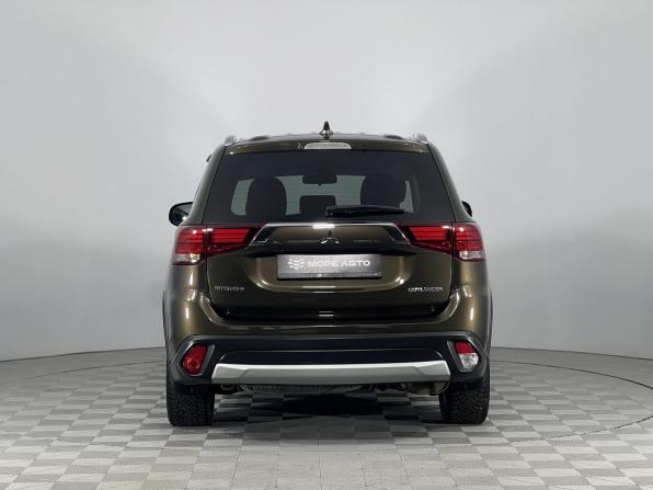 Mitsubishi Outlander III Рестайлинг 3 с пробегом 2018 года, цена 1 799 000 рублей, 98000 км, внедорожник, Автокод Объявления