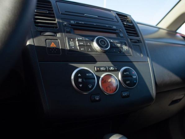 Nissan Tiida I Рестайлинг с пробегом 2012 года, цена 770 000 рублей, 238562 км, хэтчбек, Автокод Объявления