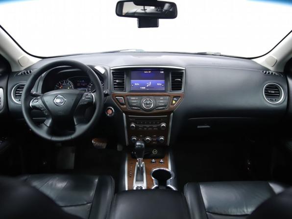 Nissan Pathfinder IV Рестайлинг с пробегом 2017 года, цена 1 890 000 рублей, 217029 км, внедорожник, Автокод Объявления