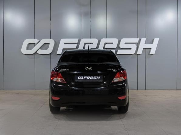 Hyundai Solaris I с пробегом 2012 года, цена 799 000 рублей, 171798 км, седан, Автокод Объявления