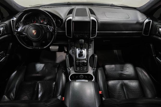 Porsche Cayenne II (958) с пробегом 2011 года, цена 2 629 000 рублей, 230000 км, внедорожник, Автокод Объявления