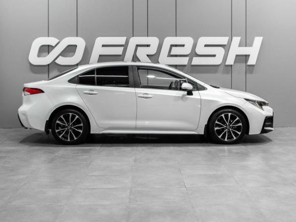 Toyota Levin XII (E210) с пробегом 2020 года, цена 1 939 000 рублей, 45092 км, седан, Автокод Объявления