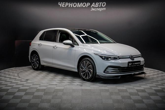 Volkswagen Golf VIII с пробегом 2022 года, цена 2 455 000 рублей, 61561 км, хэтчбек, Автокод Объявления
