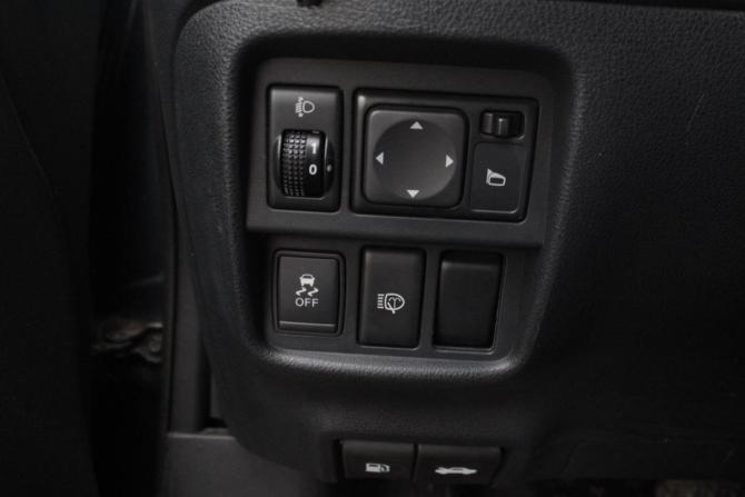 Nissan Juke I с пробегом 2012 года, цена 1 200 000 рублей, 175196 км, внедорожник, Автокод Объявления